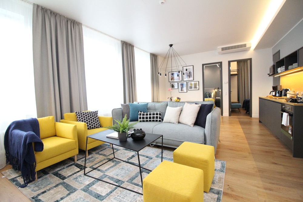 Apartment, 3 Bedrooms, 2 Bathrooms