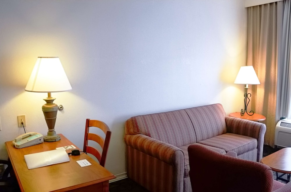 Studio, 2 Queen Beds, Accessible, Non Smoking - Photo 2