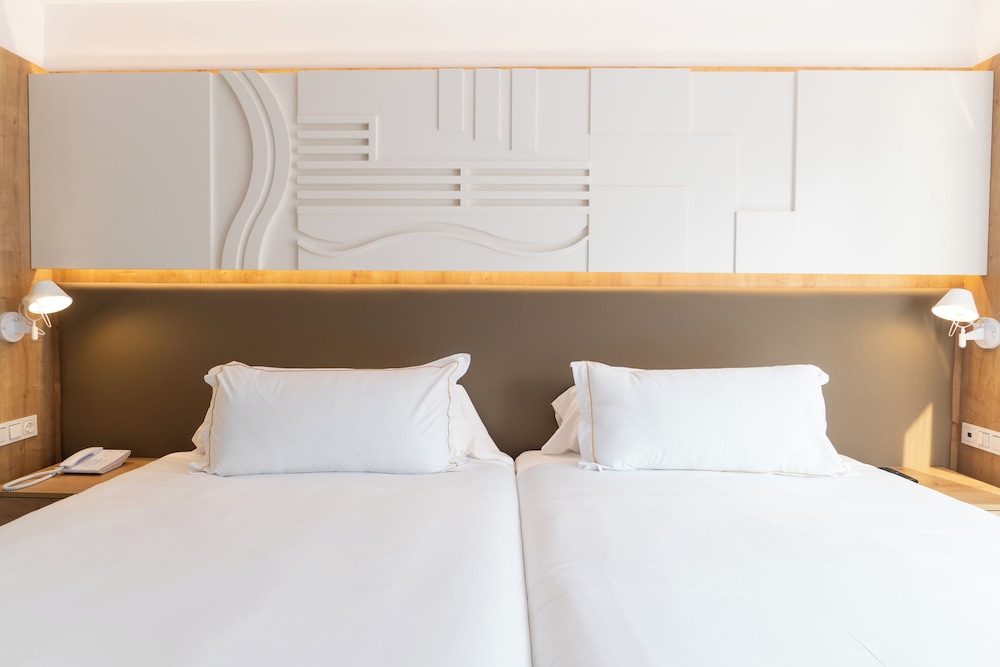 Superior Double Room - Photo 2