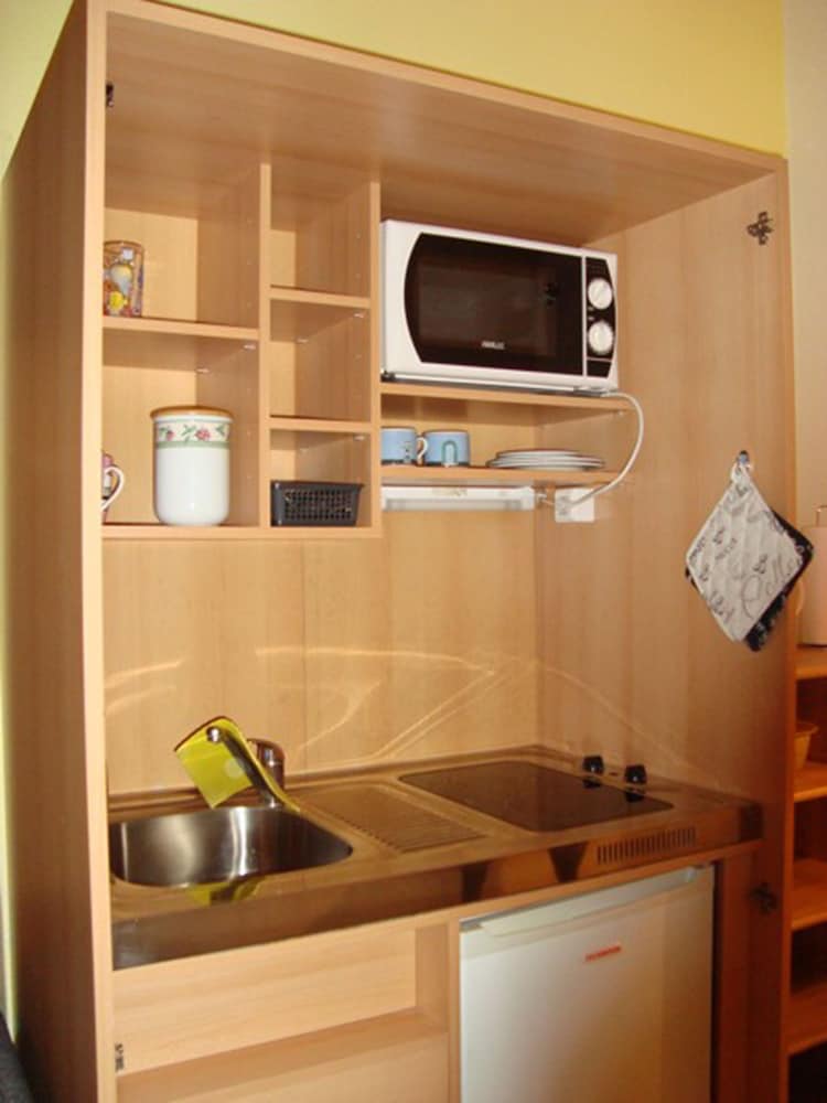 small Apartment photo 3