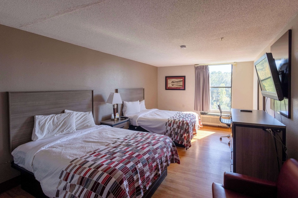 Standard Room, 2 Double Beds, Non Smoking - Photo 4