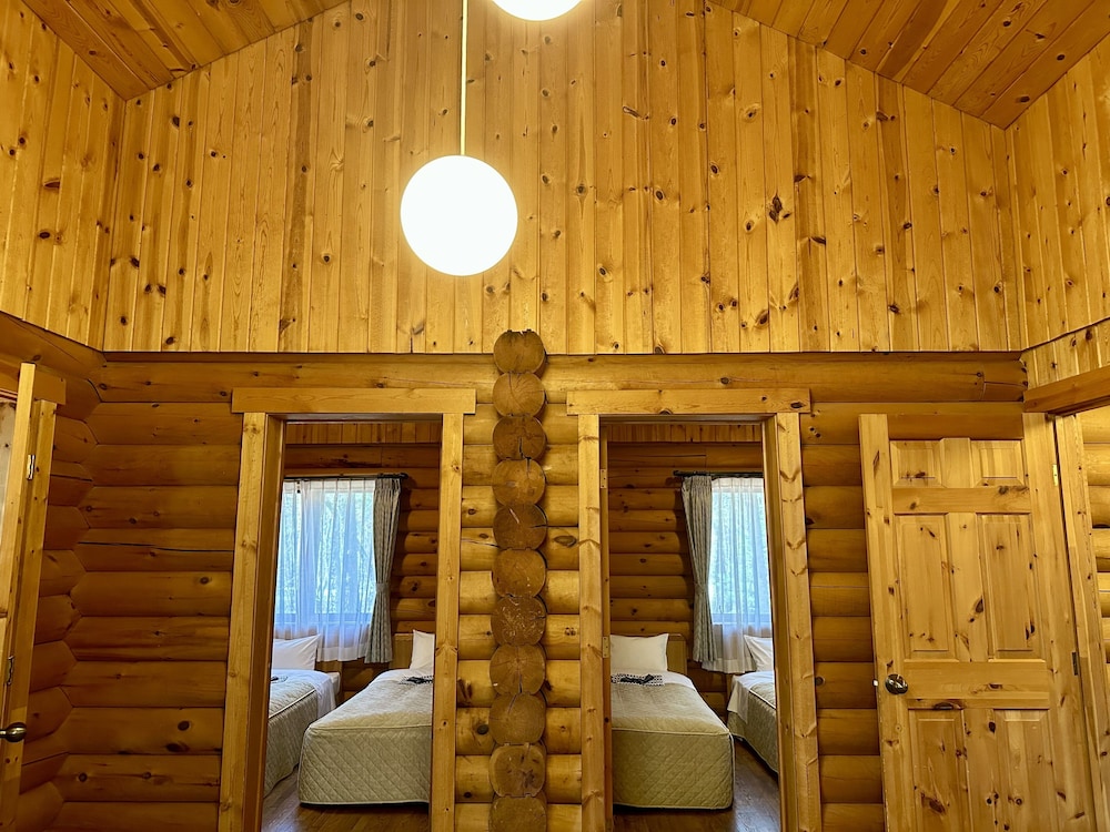Private Cottage - Log Cabin - Photo 4