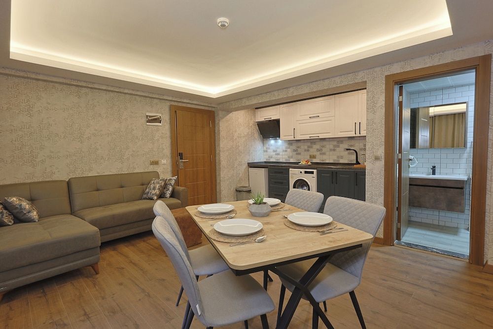 Superior Suite, Balcony, Mountain View photo 2