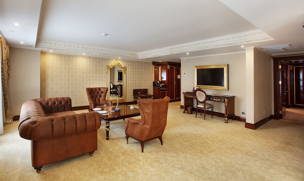 Royal Suite (Family)
