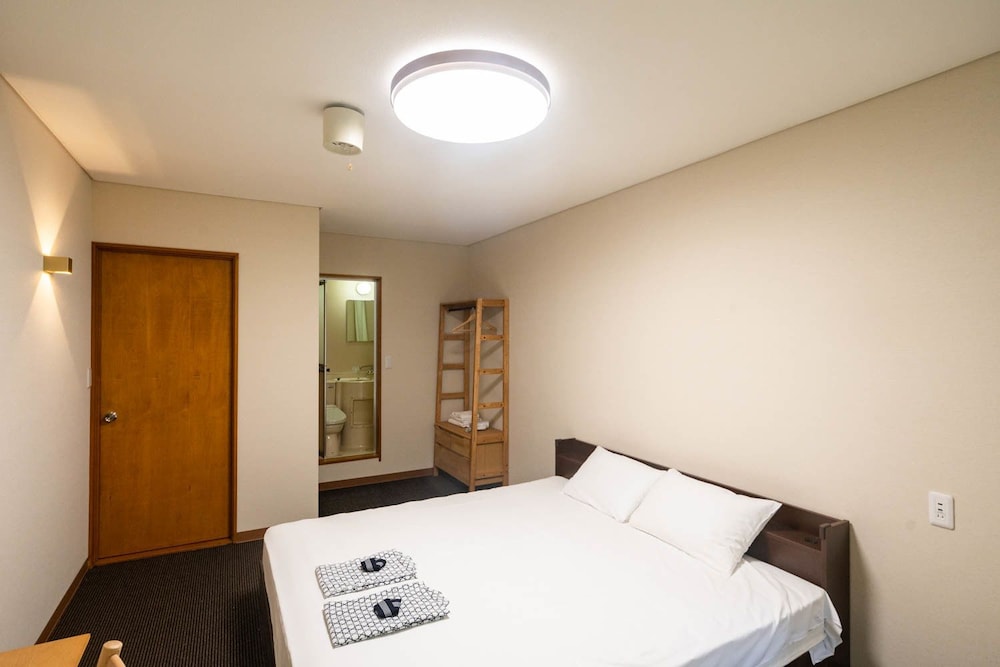 Double Bed Ans Single Bed Room, Non Smoking photo 1