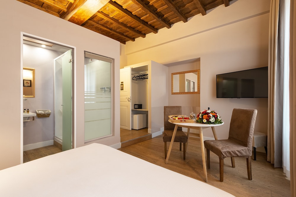Superior Room, City View photo 3