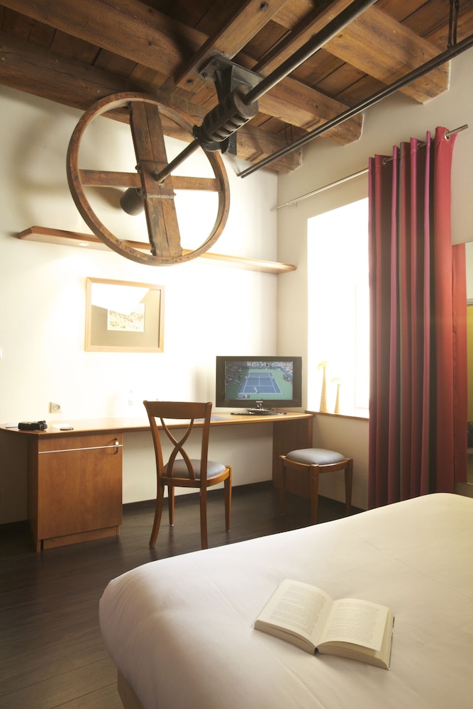 Standard Double Room, 1 Double Bed - Photo 2