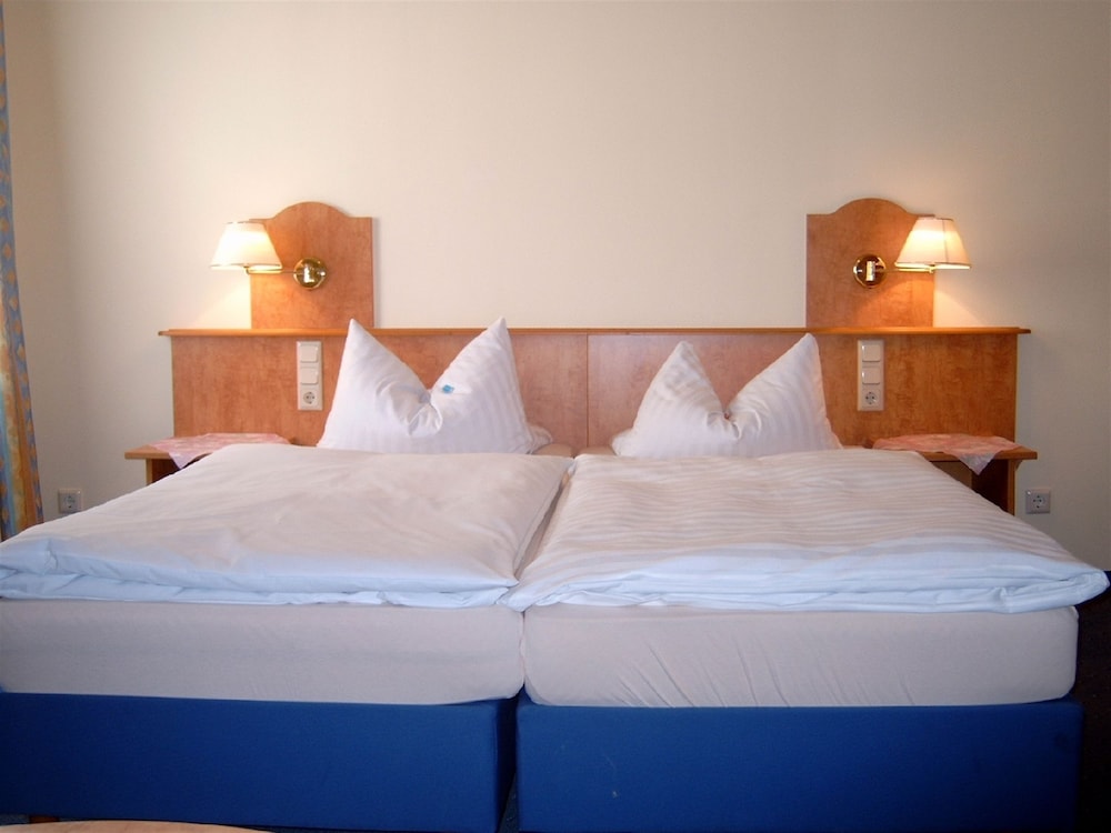 Double Or Twin Room photo 2