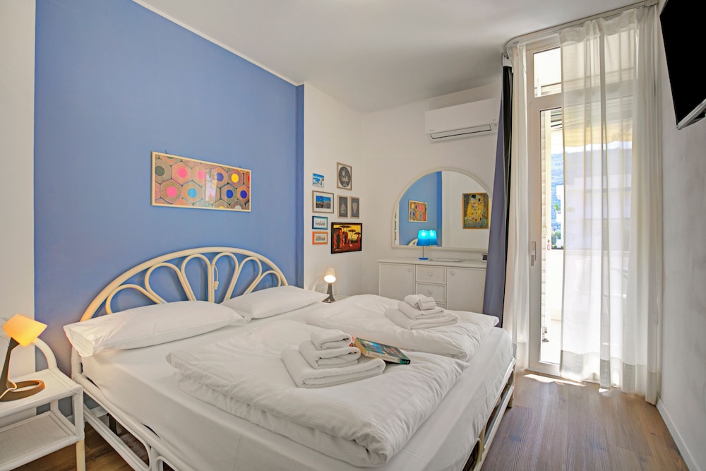 Family Apartment, Multiple Bedrooms (Garden & Surf Residenza By Max)