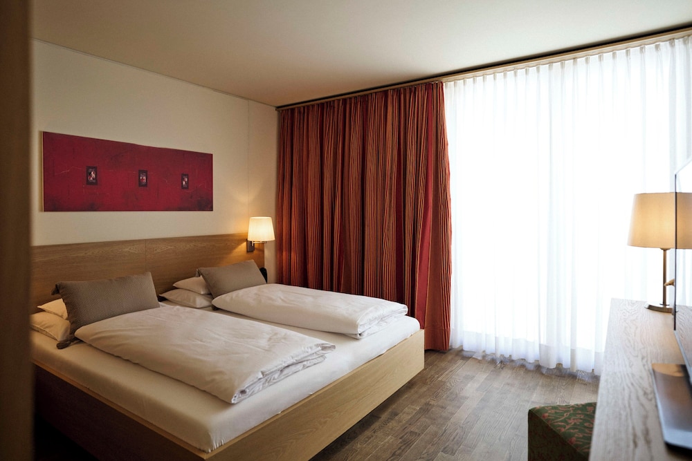 Deluxe Suite photo 2