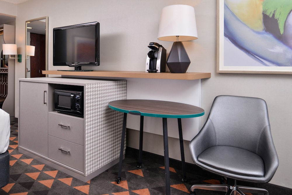 Standard Room, 2 Queen Beds, Accessible (Communications) - Photo 3