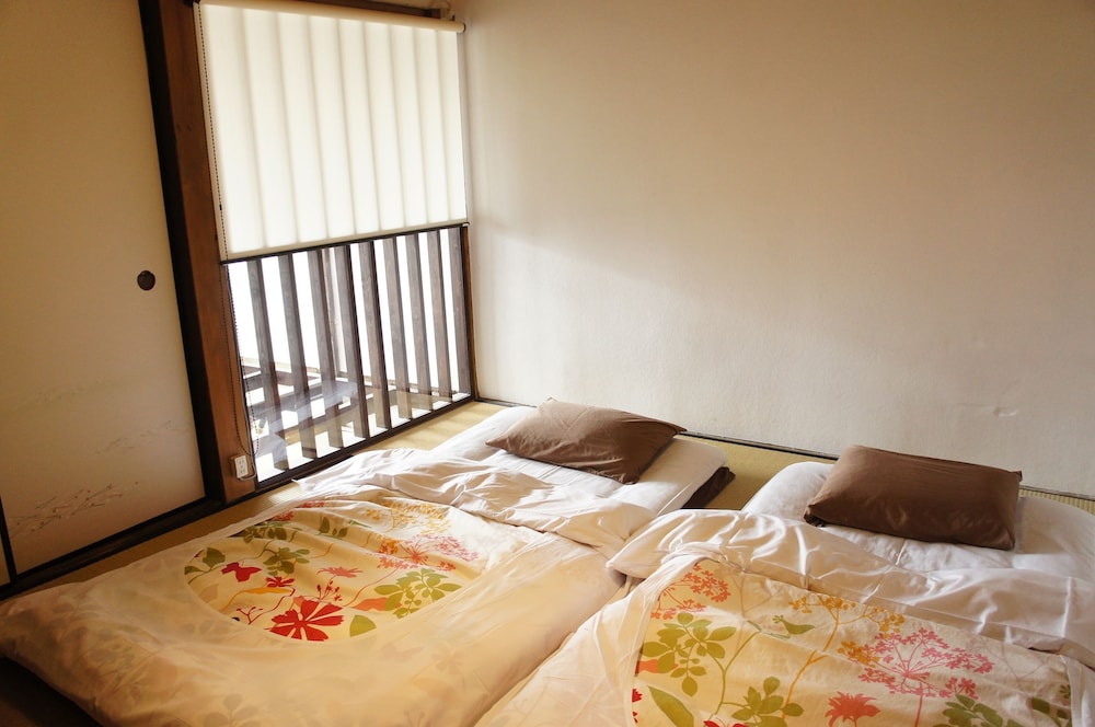 Japanese Style Room with Lattice