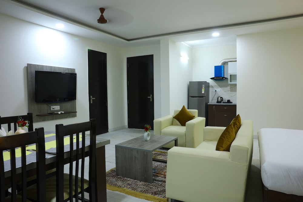 Studio Suite photo 1