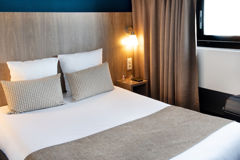 Standard Double Room - Photo 2