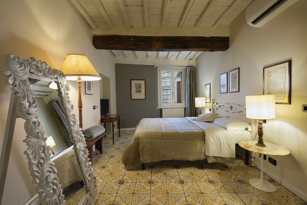 Family Suite, 2 Bedrooms, Connecting Rooms, City View