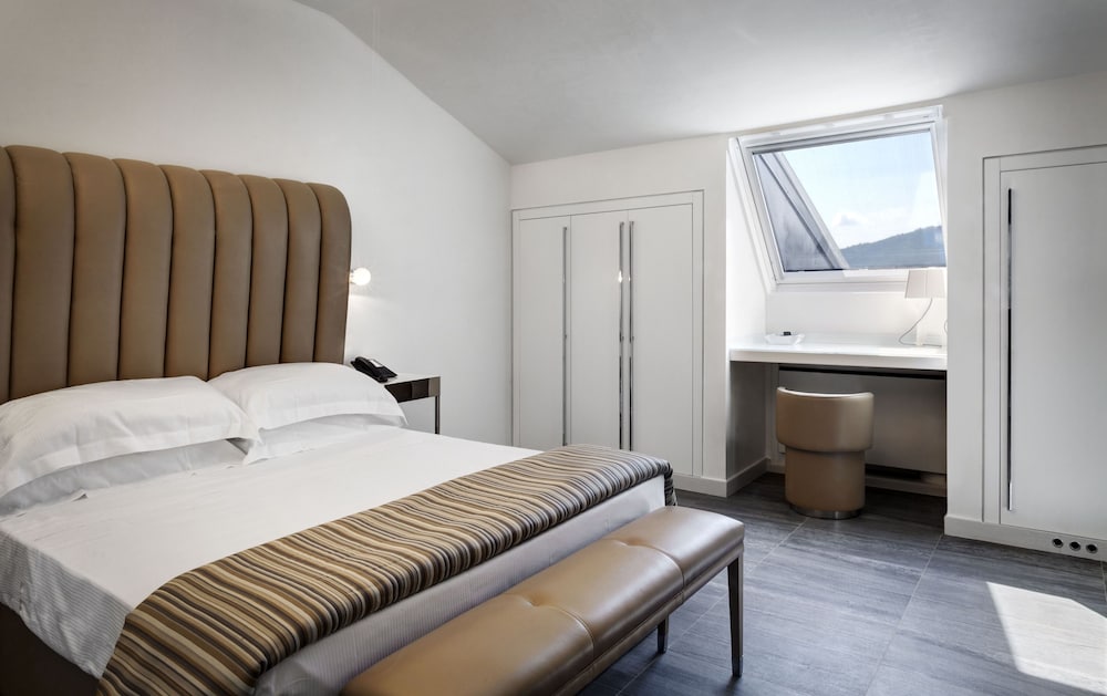 Suite, Hot Tub (Spa access) photo 2