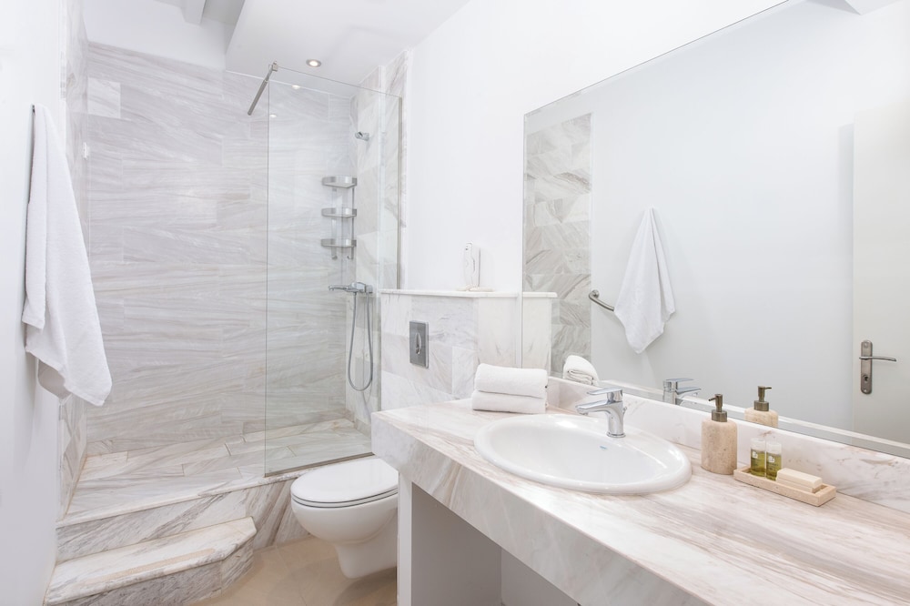 Junior Suite, Sea View (Panoramic) photo 3
