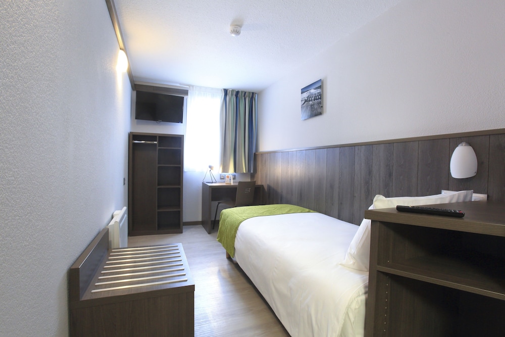 Classic Triple Room - Photo 2