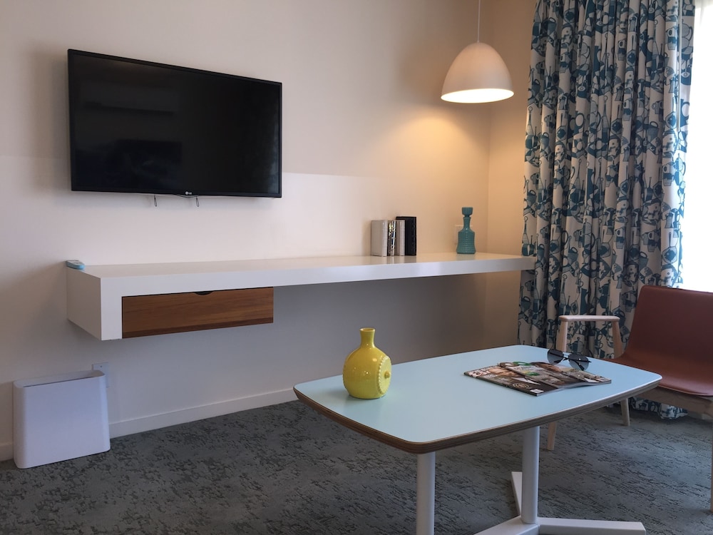 Premium Suite, 1 Bedroom thumbnail 5
