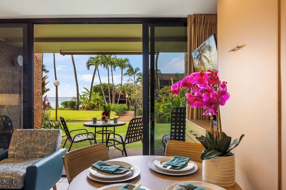Condo, 1 Bedroom, Lanai, Partial Ocean View photo 1
