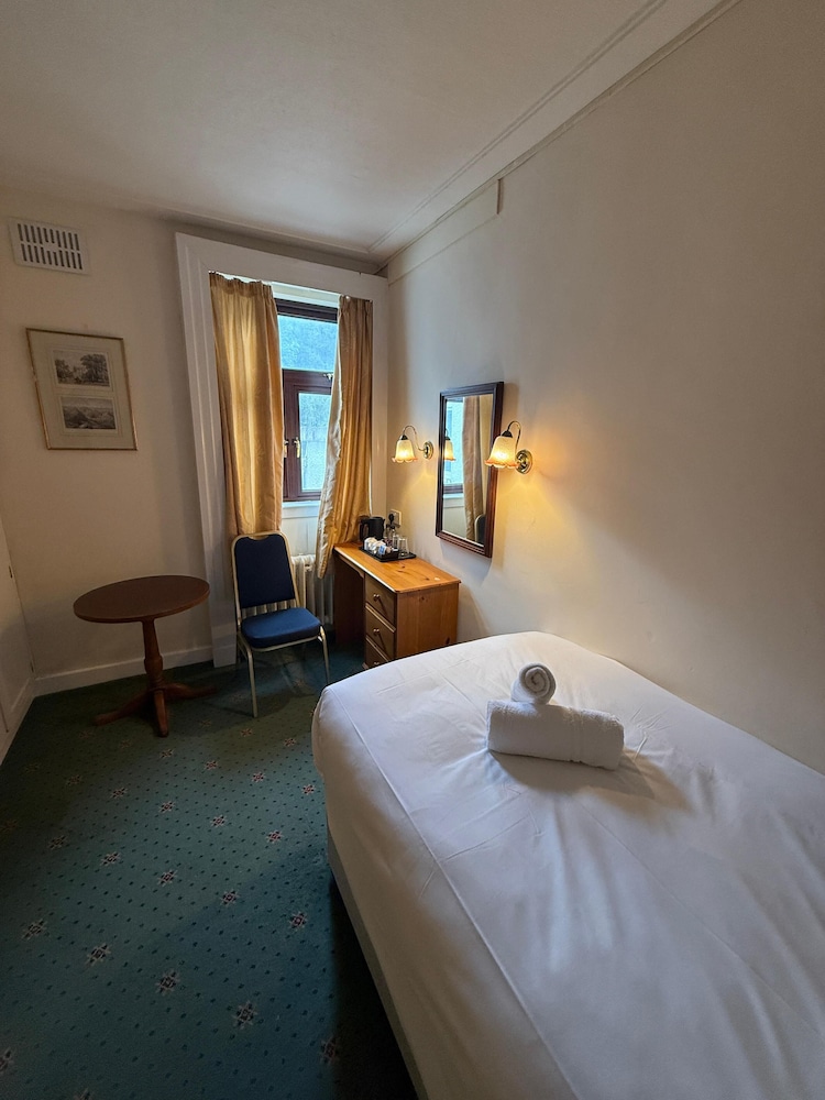 Classic Single Room