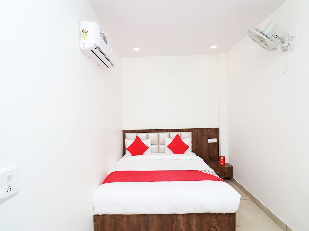 Double Room, 1 Queen Bed