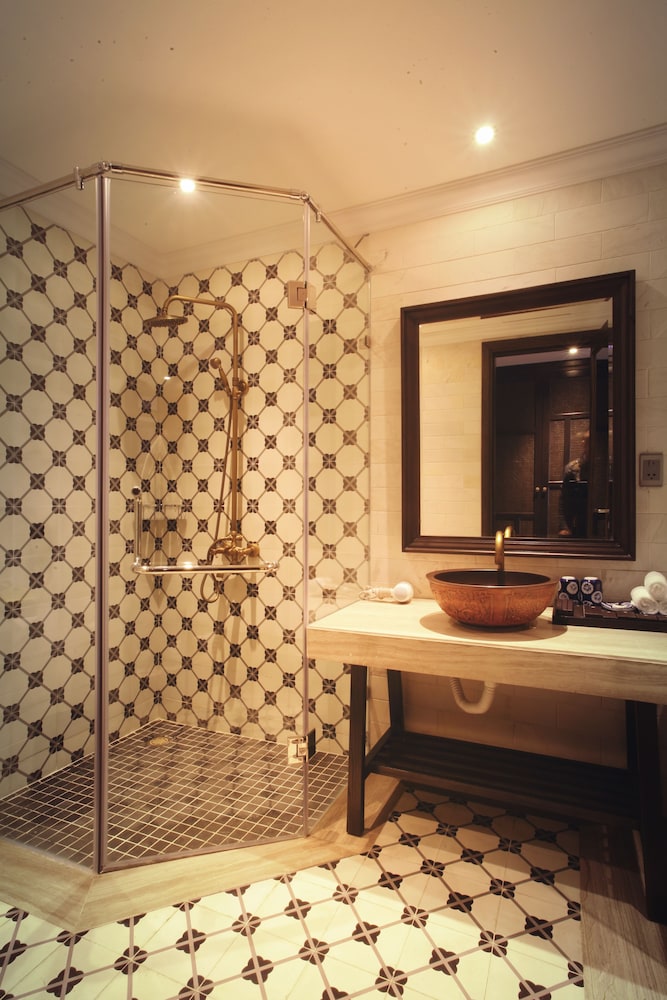 Deluxe Double Room, City View - Photo 10