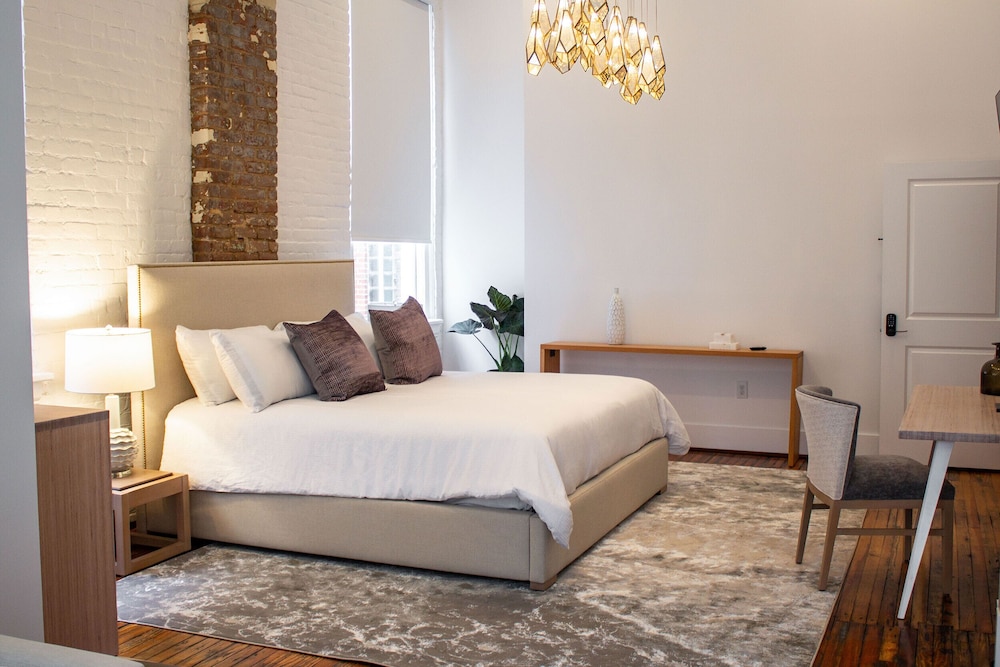 Luxury Studio Suite photo 1