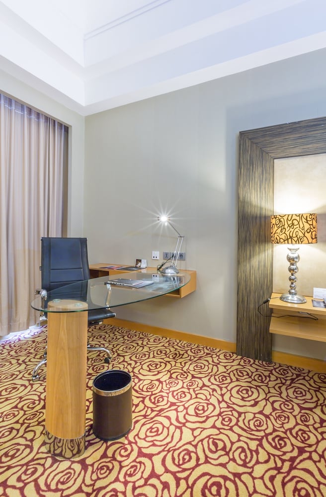 Deluxe Twin Room photo 2