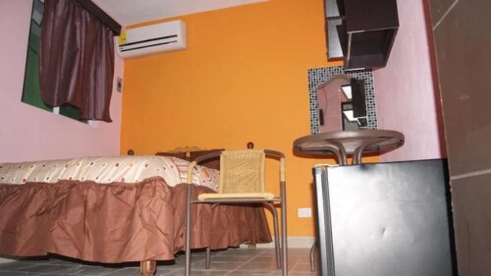 Basic Single Room photo 1