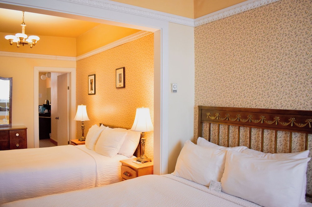 Deluxe Quadruple Room photo 3