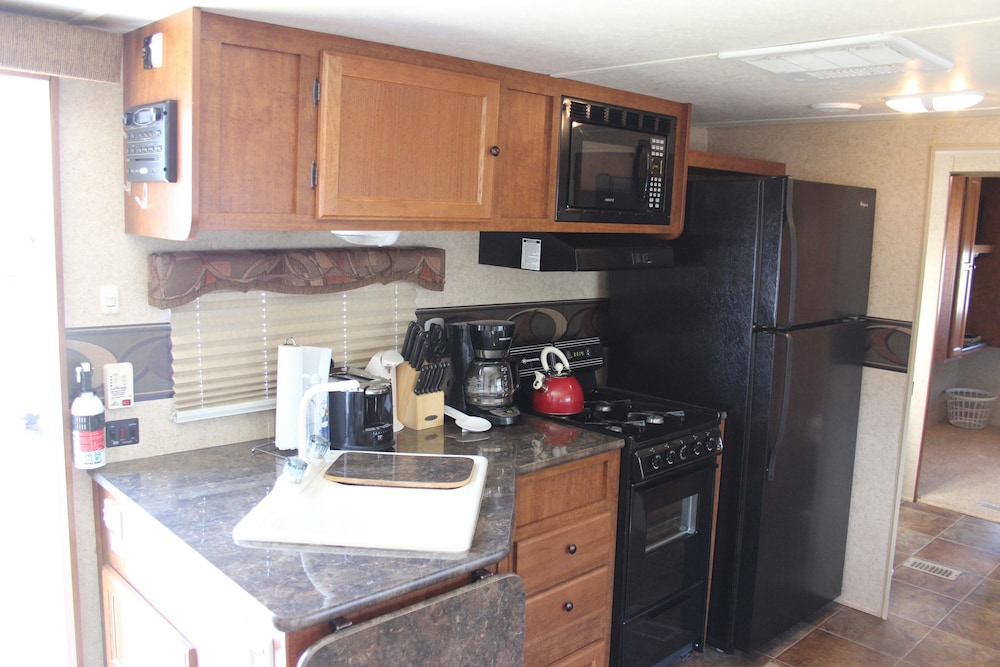 RV photo 3