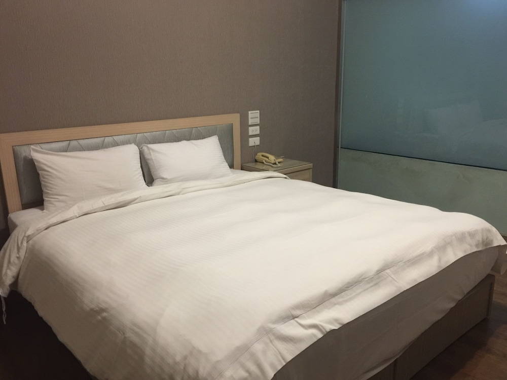 Elite Double Room, 1 Double Bed, Non Smoking - Photo 6