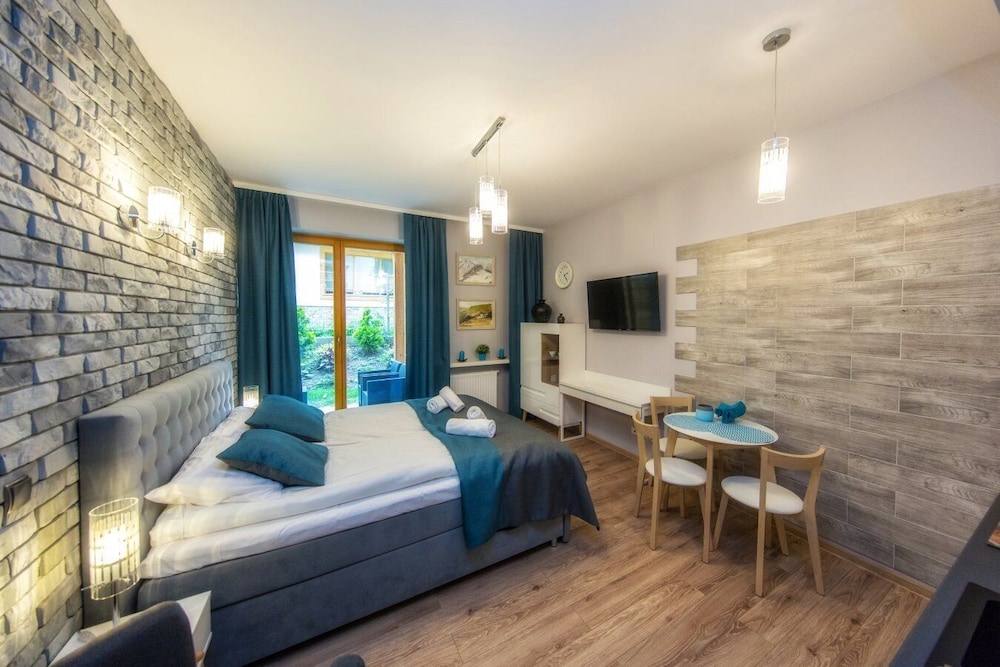 Studio (006 with SPA, Pool access)