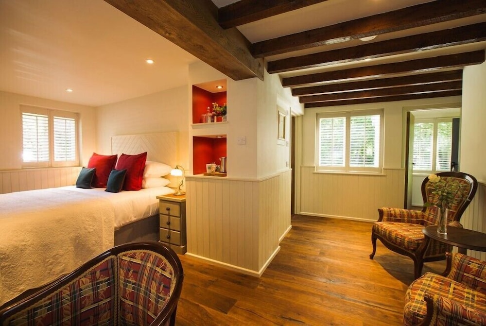 Deluxe Double Room, Patio, Garden Area photo 2