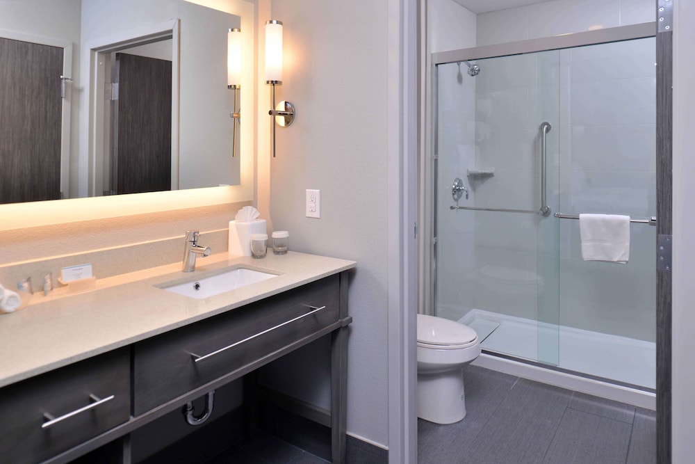 Studio Suite, 1 King Bed, Non Smoking