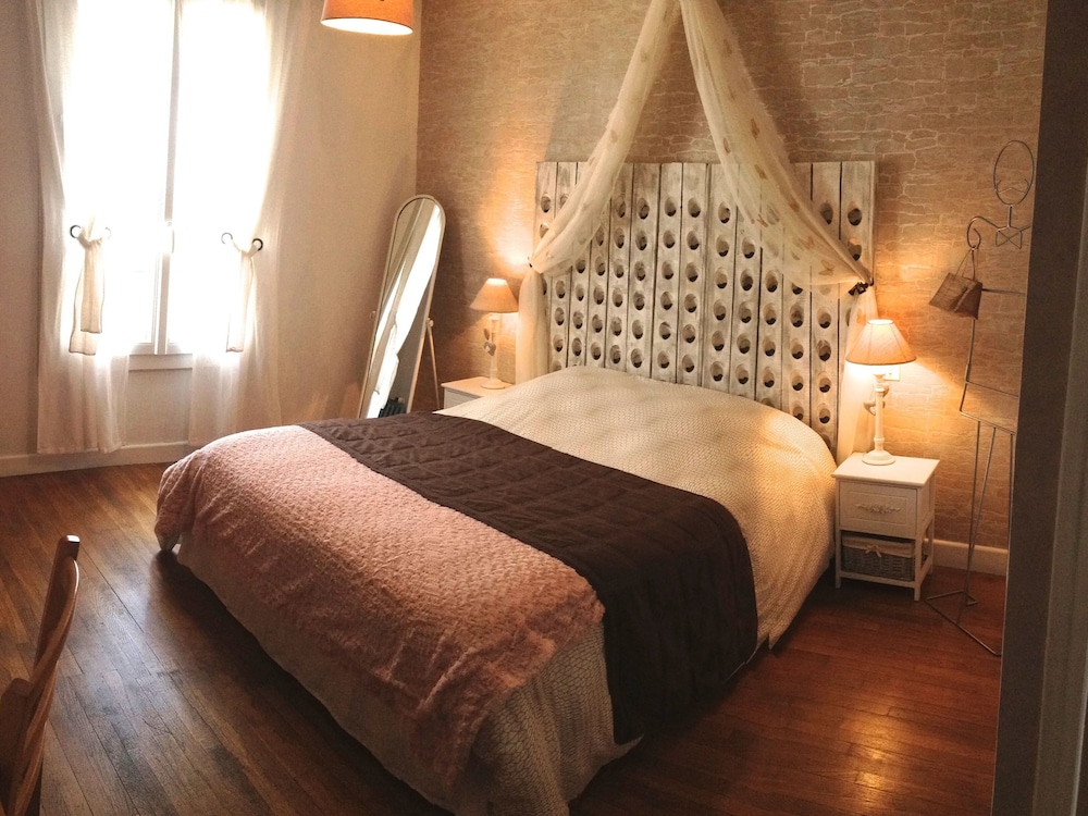 Double Room, Ensuite (Vue Vignoble) photo 1