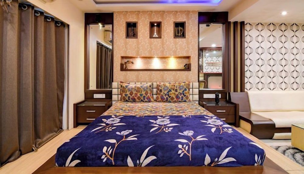 Deluxe Double Room, City View photo 2