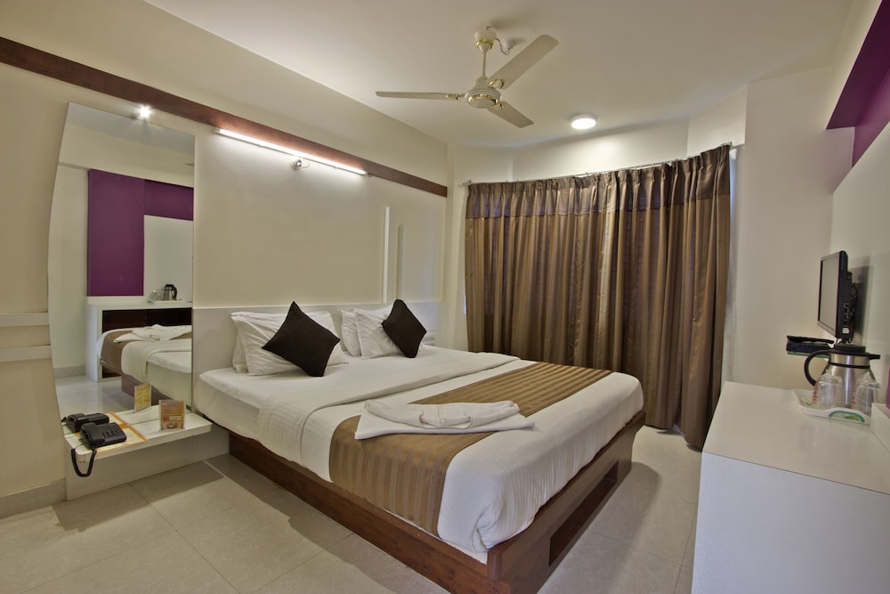 Deluxe Double Room photo 3