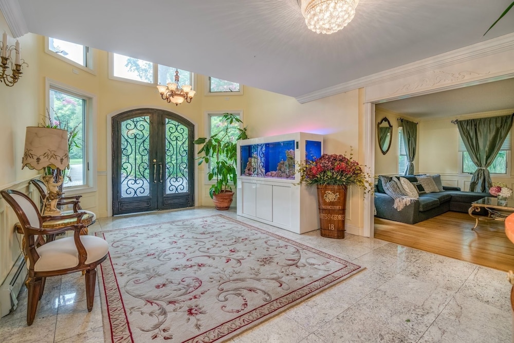 House, 4 Bedrooms