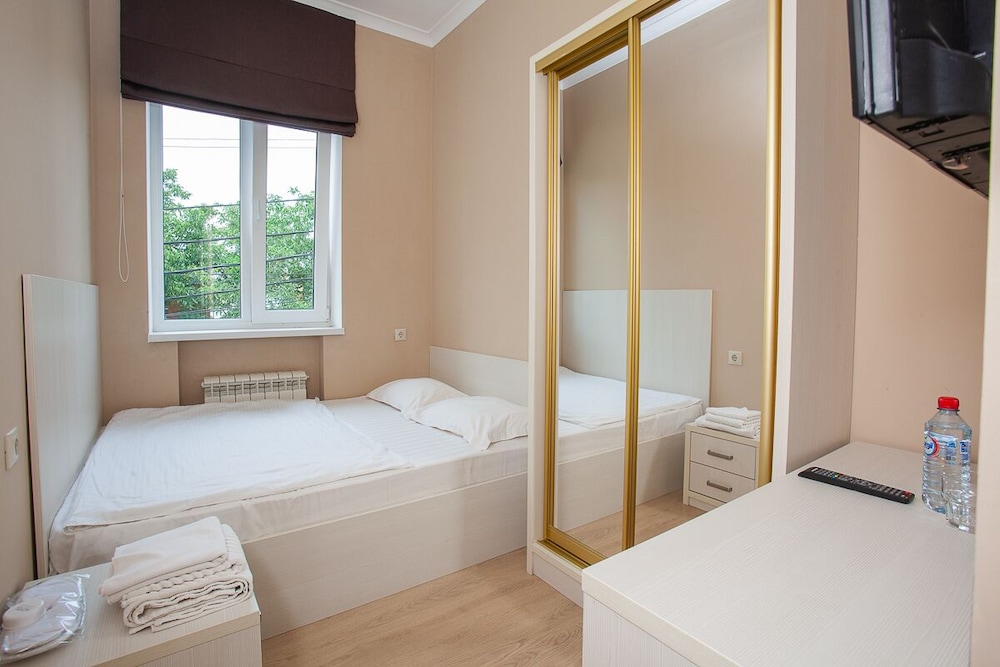 Economy Single Room