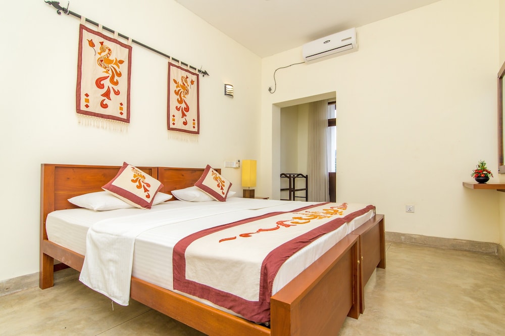 Deluxe Room, 2 Bedrooms, Private Bathroom, Mountain View photo 2