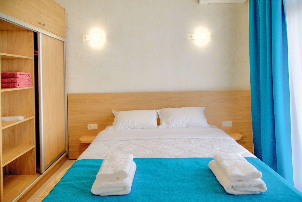 Deluxe Triple Room (300 m from the main building (PLUS)) photo 2