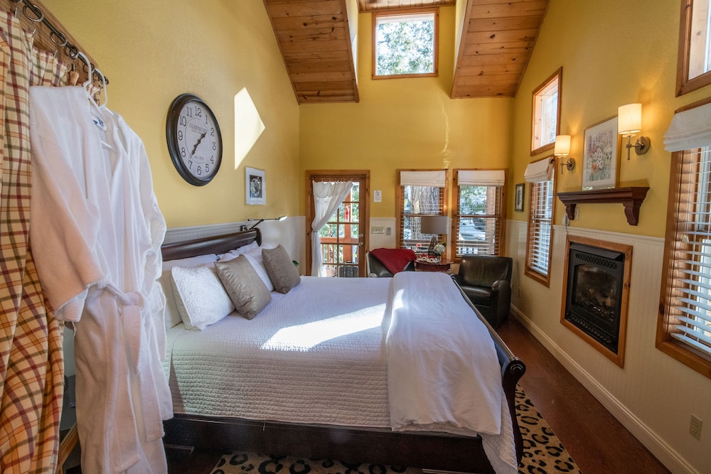 Cedar Suite photo 2
