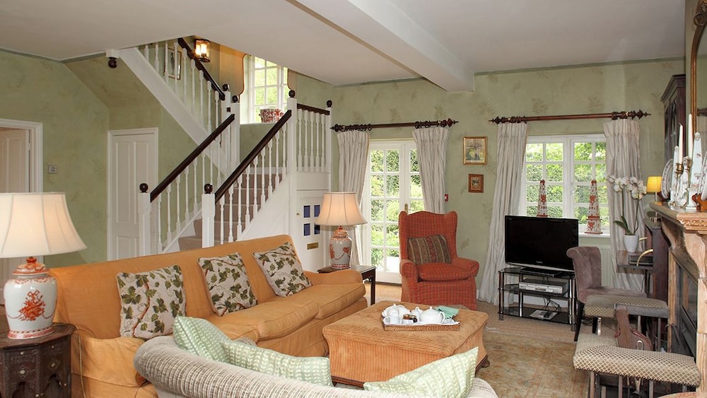 Cottage photo 1