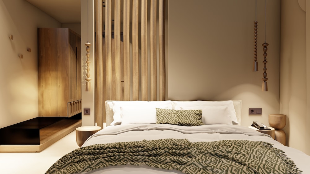 Premium Double / Twin Rooms with heated Jacuzzi & Pool View