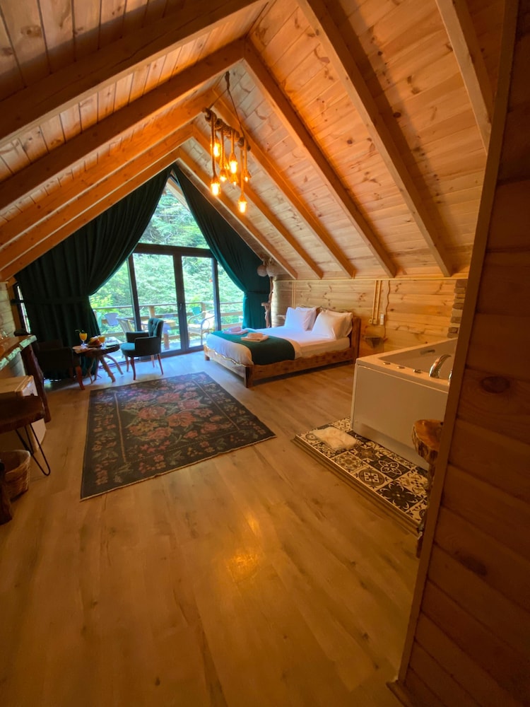 Luxury Bungalow, River View photo 2