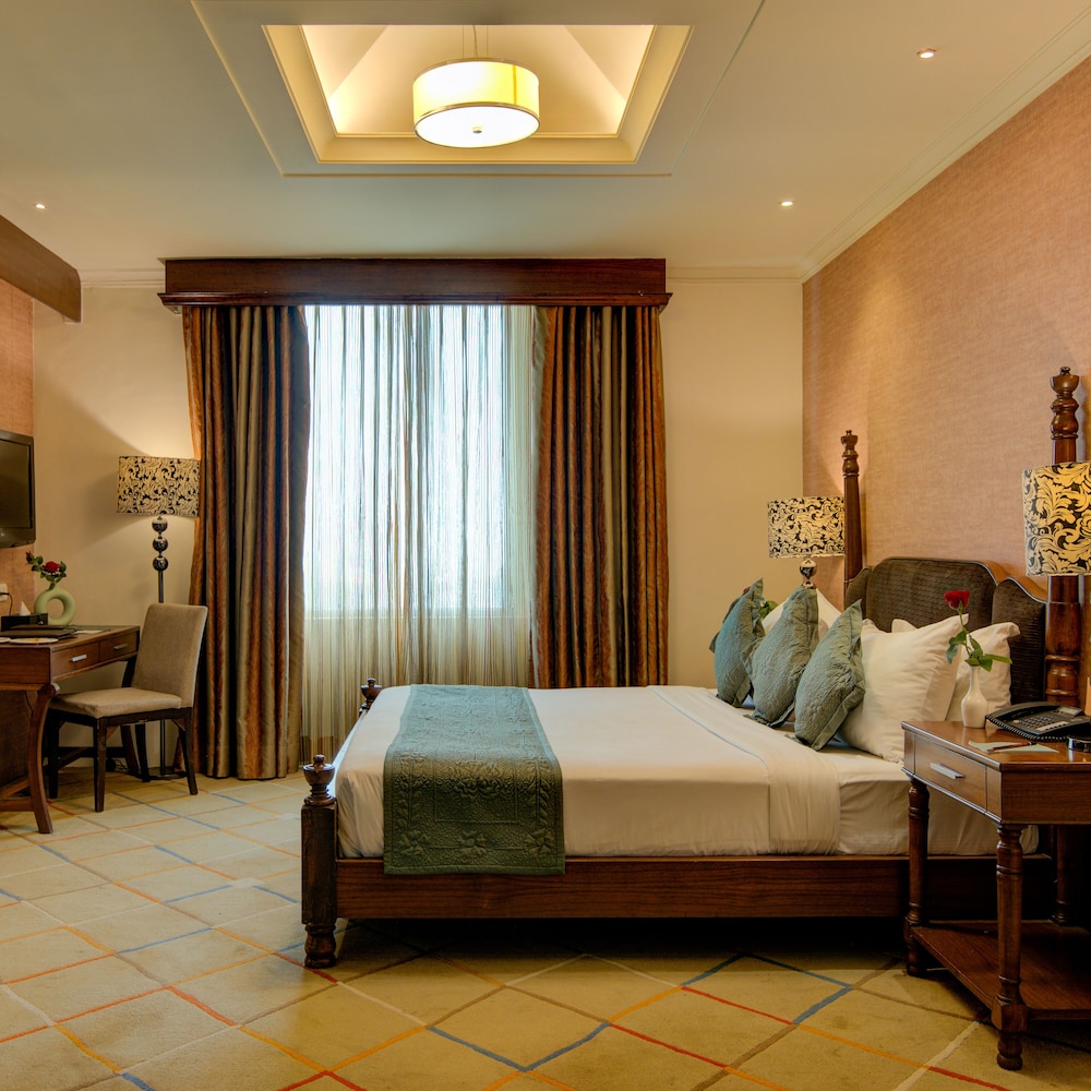 Suite photo 1
