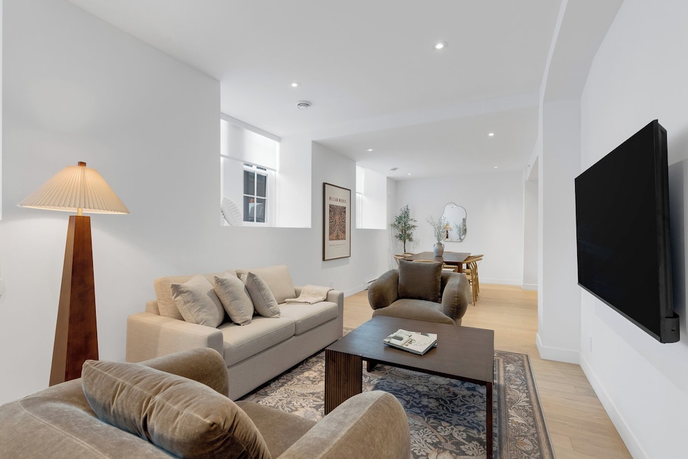 Premium Three-Bedroom with Sofa Bed