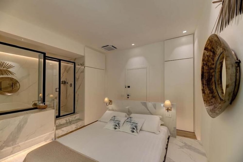 Junior Double Room
